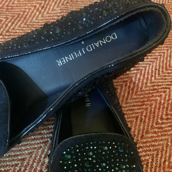 Donald Pliner Rhinestone flats - Picture 4 of 6